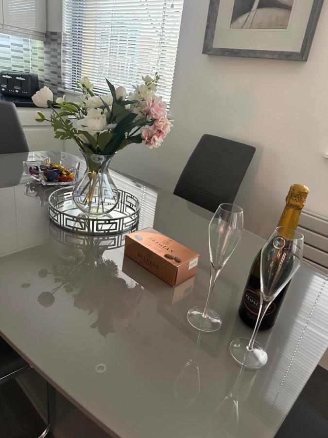 Luxury Apartment Belfast City Centre Overlooking Custom House Sqaure Экстерьер фото