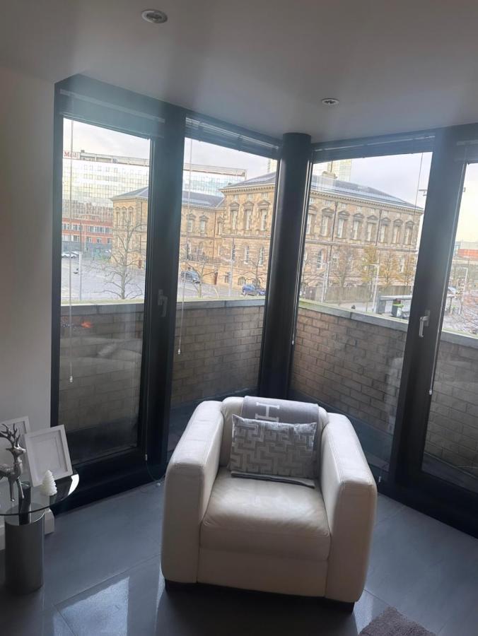 Luxury Apartment Belfast City Centre Overlooking Custom House Sqaure Экстерьер фото